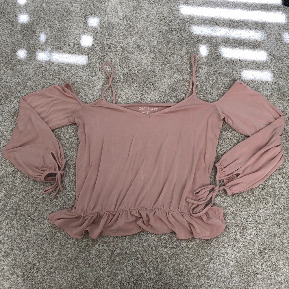 Cropped blush off the shoulder shirt